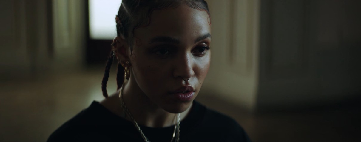 FKA twigs i Headie One w nowym singlu i zjawiskowym klipie